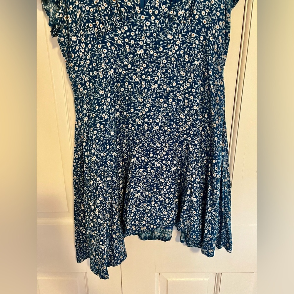 Princess Polly Blue Floral Mini Dress Size 6 - Picture 6 of 8